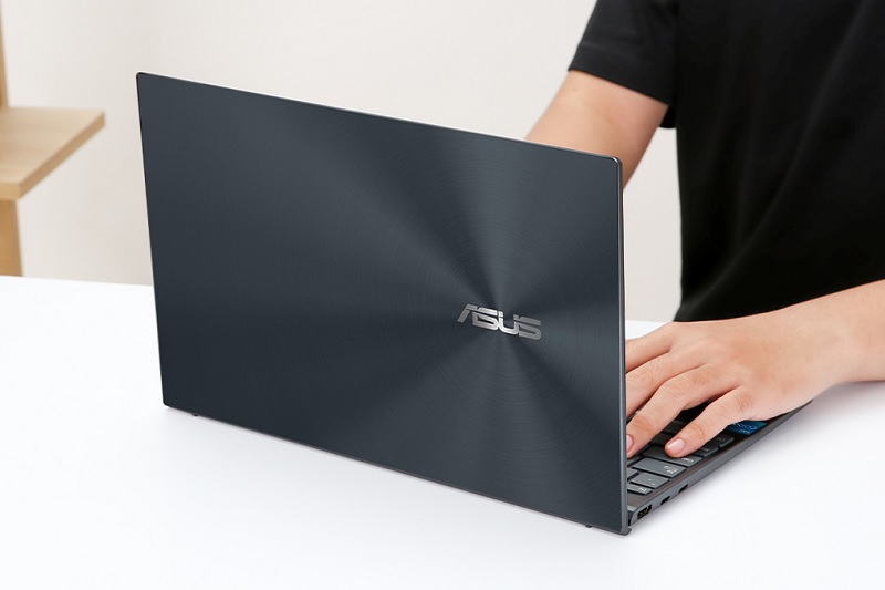 Laptop Asus ZenBook UX425EA (KI839W) thiết kế mỏng nhẹ - thời trang